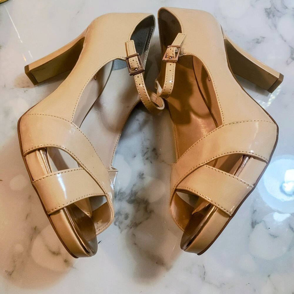 FRANCO SARTO SPIRO PEEP TOE HEELS/ Taupe - Women's Size 10M